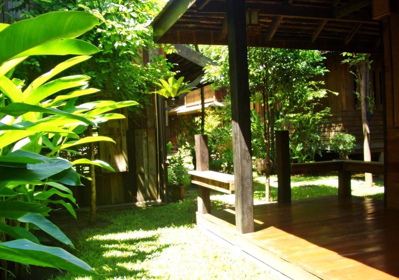 Bed and Breakfast Tanita House à Chiang Mai Extérieur photo