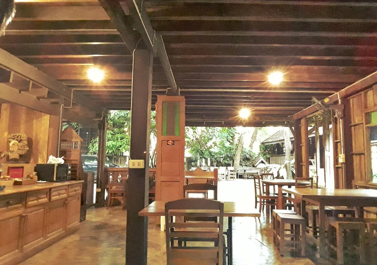 Bed and Breakfast Tanita House à Chiang Mai Extérieur photo